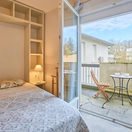 Lumineux Avec Balcon, A 400 M Des Thermes, Wifi Et Parking Inclus - Fr-1-841-21