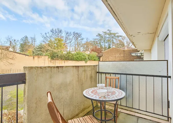 Apartment Lumineux Avec Balcon, A 400 M Des Thermes, Wifi Et Parking Inclus - Fr-1-841-21 *